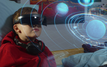 How to Use Augmented Reality and Virtual Reality in Education