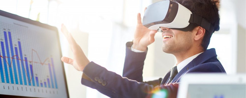 How Augmented Reality Benefits Businesses in 2021