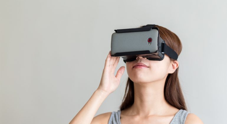 How VR is Influencing Mobile App Development